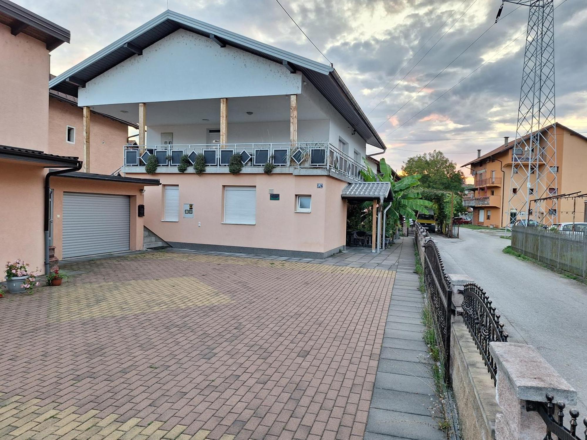Kaca Apartmani 1 Banja Luka Kültér fotó