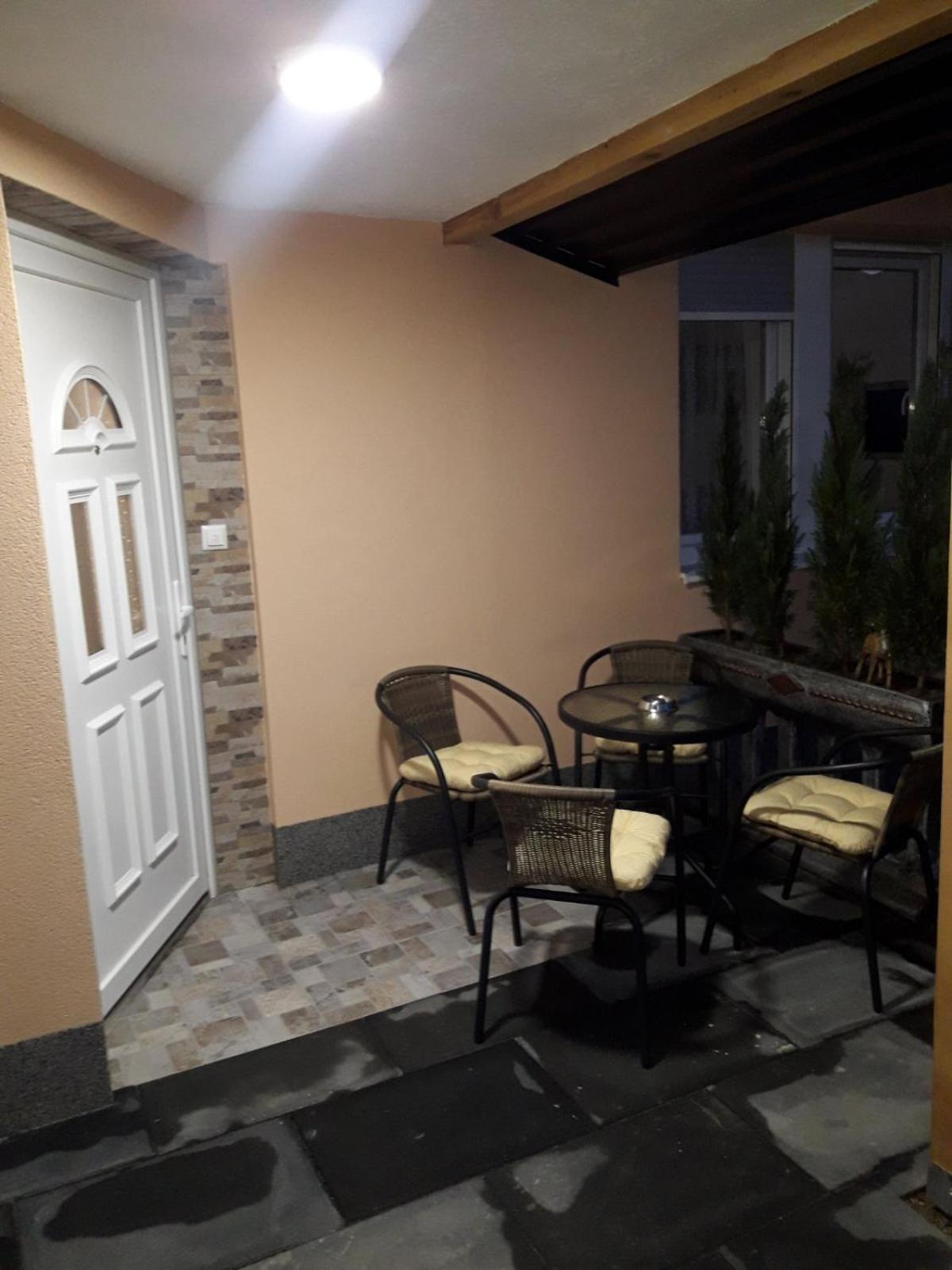 Kaca Apartmani 1 Banja Luka Kültér fotó
