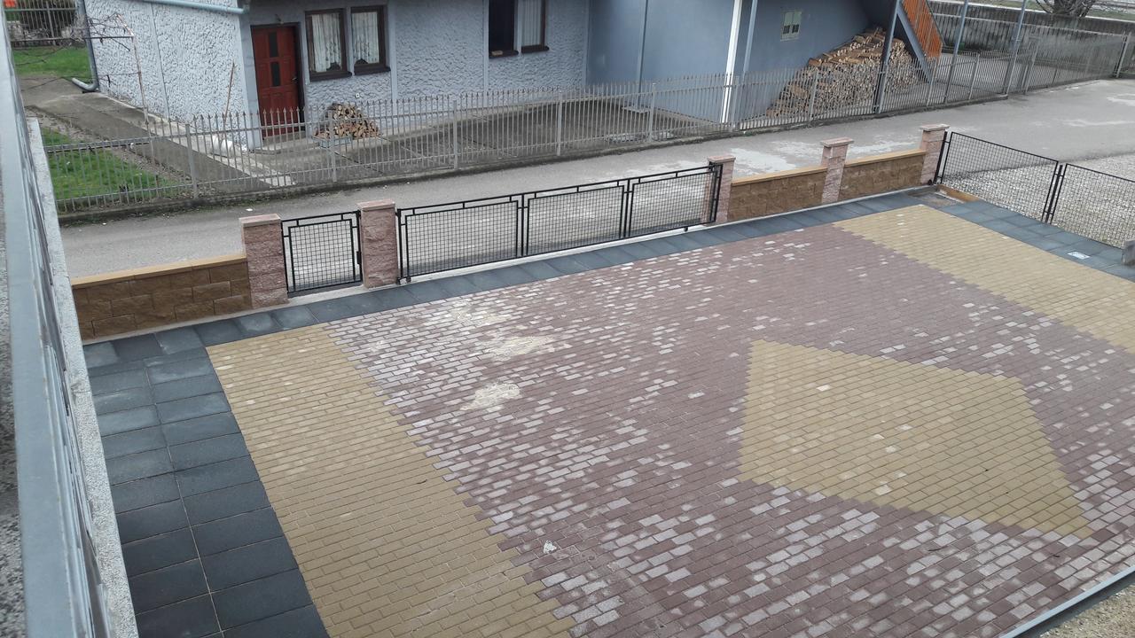 Kaca Apartmani 1 Banja Luka Kültér fotó