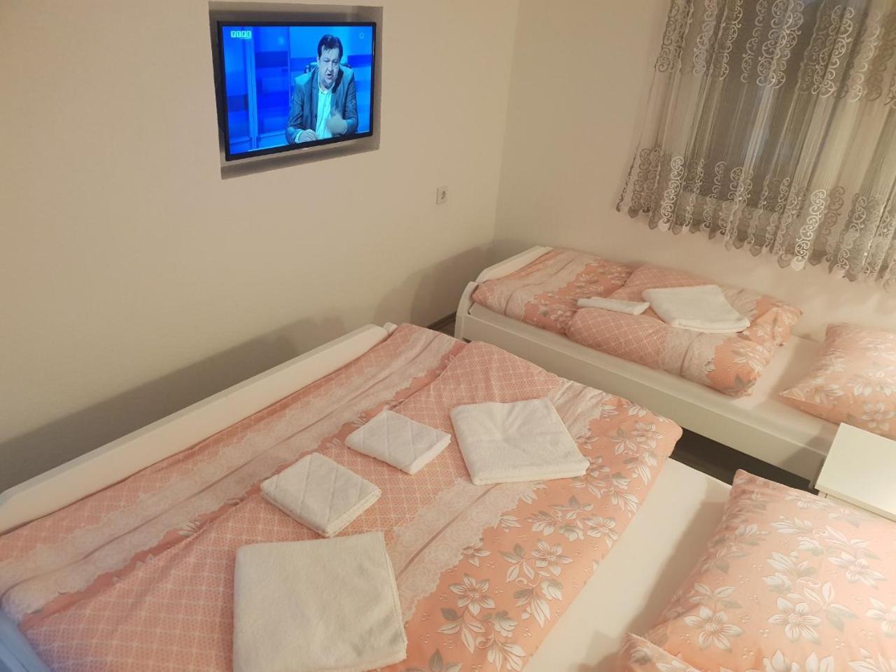 Kaca Apartmani 1 Banja Luka Kültér fotó