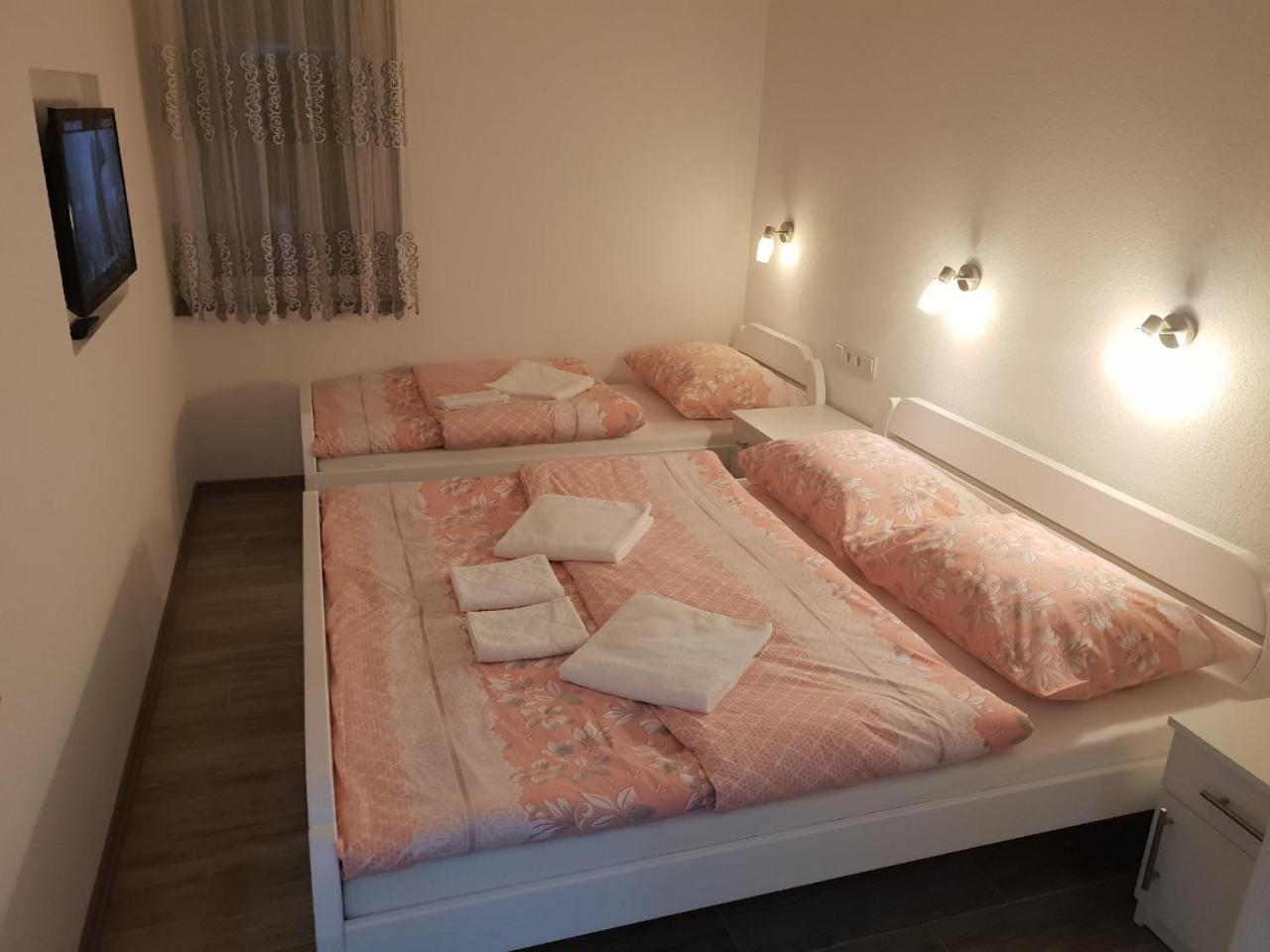 Kaca Apartmani 1 Banja Luka Kültér fotó