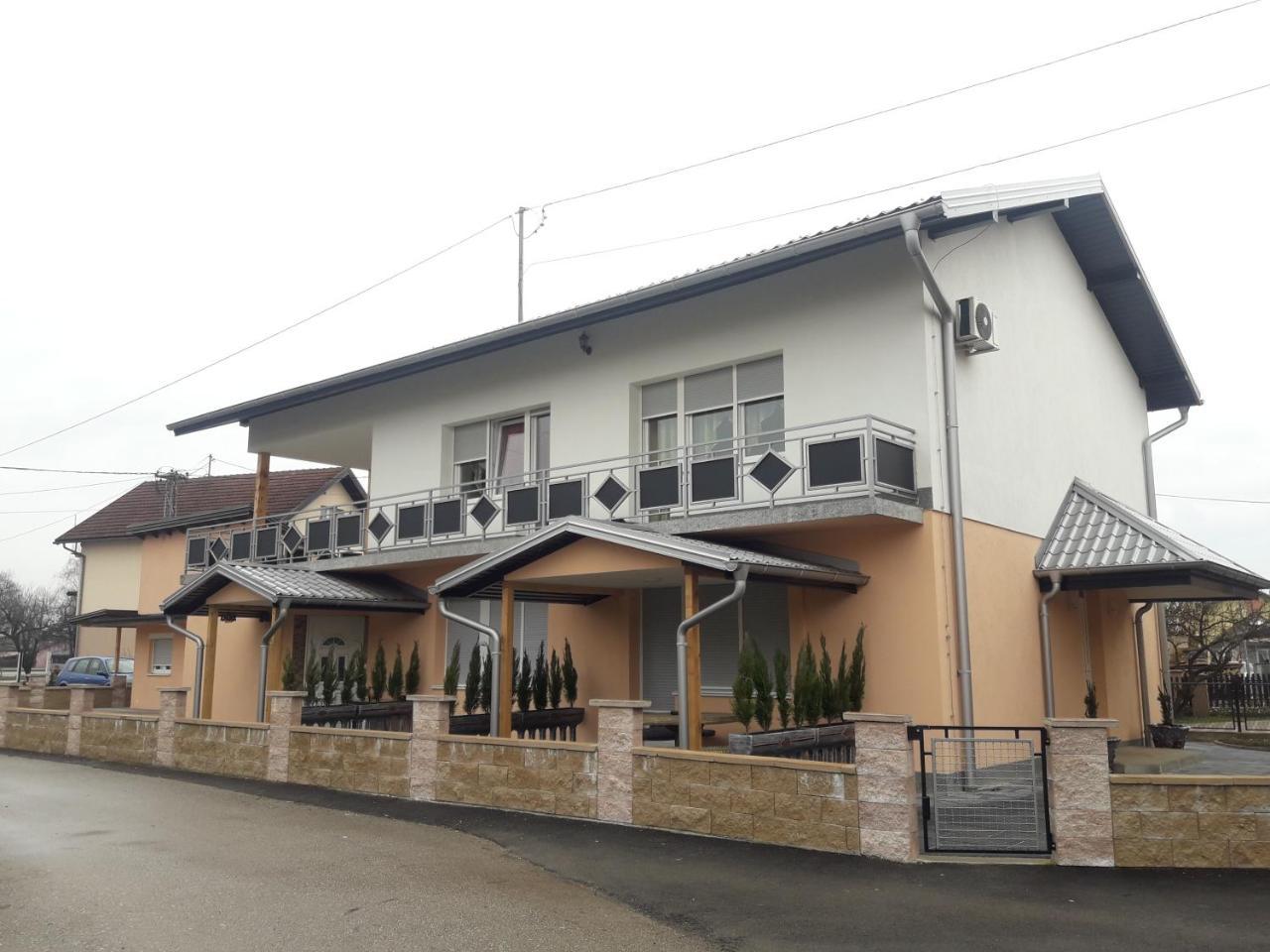 Kaca Apartmani 1 Banja Luka Kültér fotó